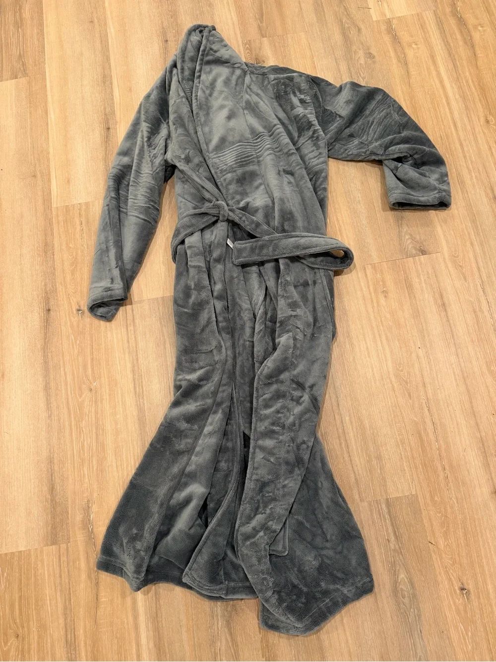 NWOT Alexander Del Rossa Mens Robe, Plush Fleece Hooded Bathrobe Medium